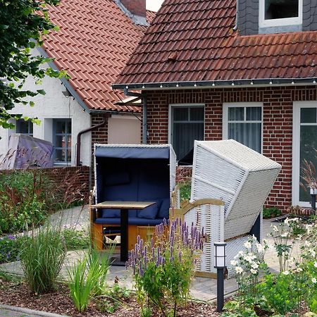 Hotel Schluister Park Carolinensiel Bagian luar foto