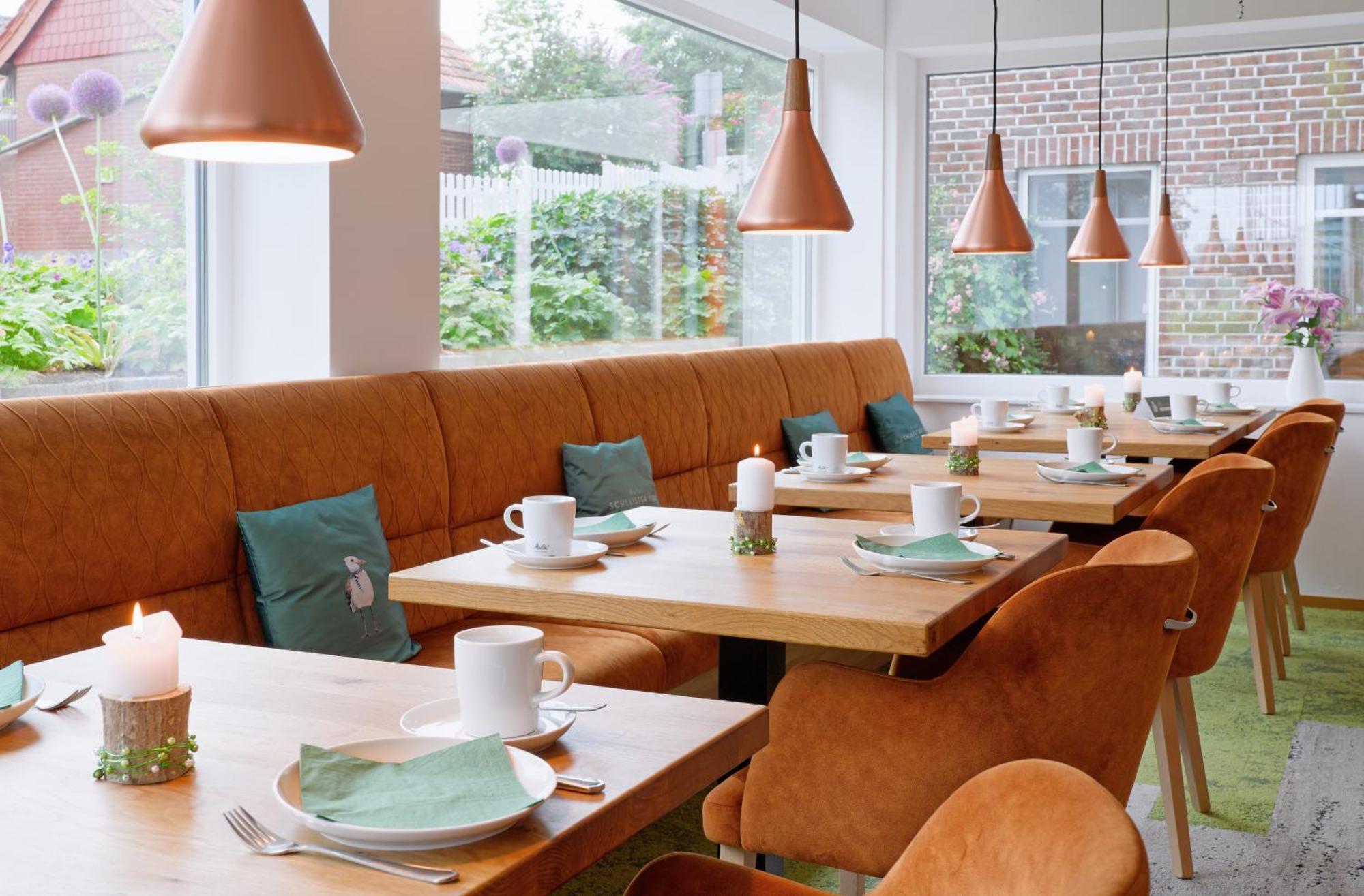 Hotel Schluister Park Carolinensiel Bagian luar foto
