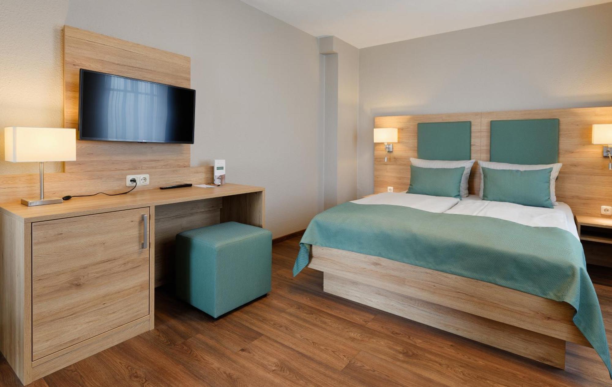 Hotel Schluister Park Carolinensiel Bagian luar foto