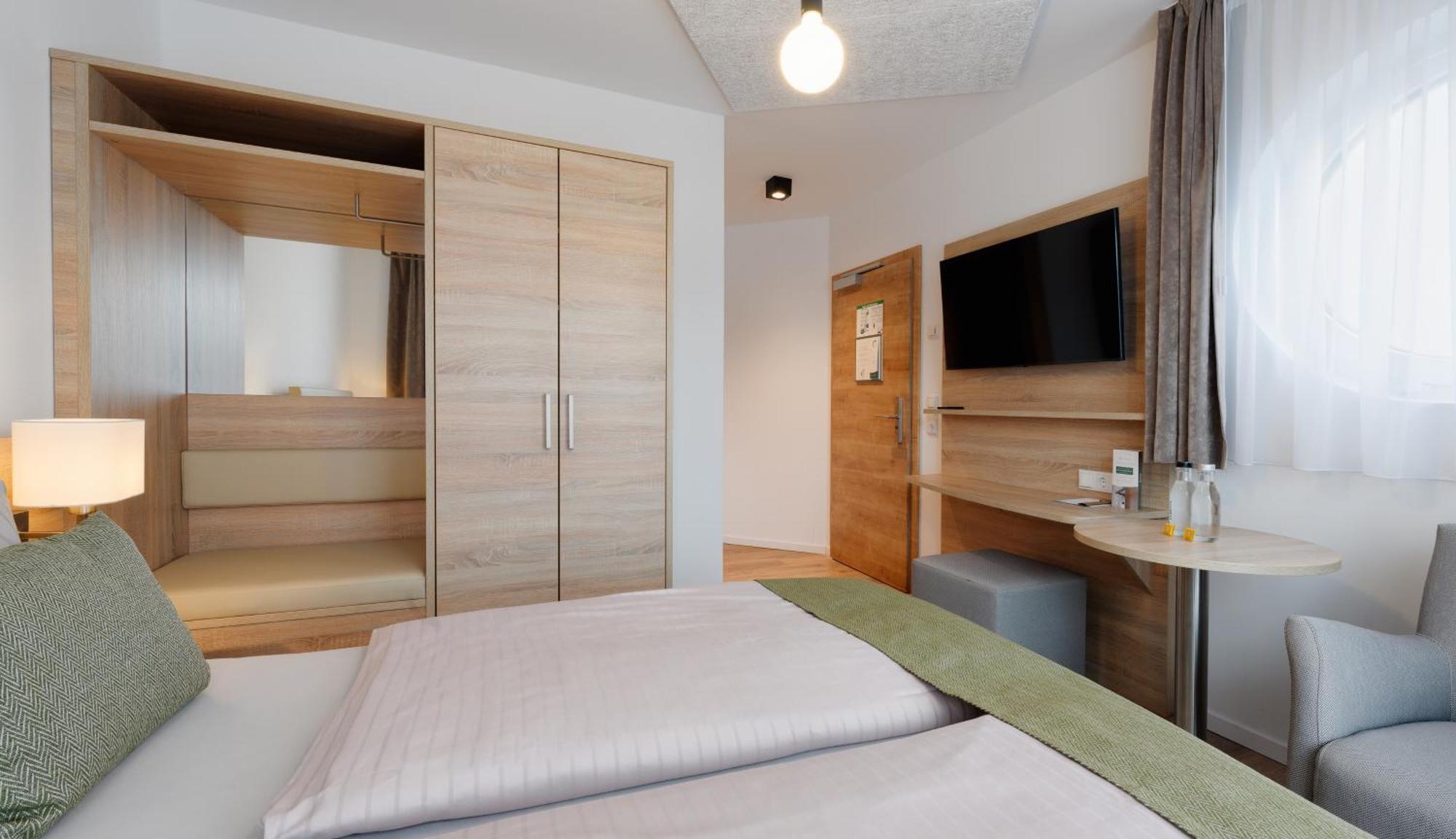 Hotel Schluister Park Carolinensiel Bagian luar foto